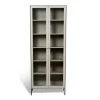 Volt vitrinskåp 190 cm beige, Detaljer i svart